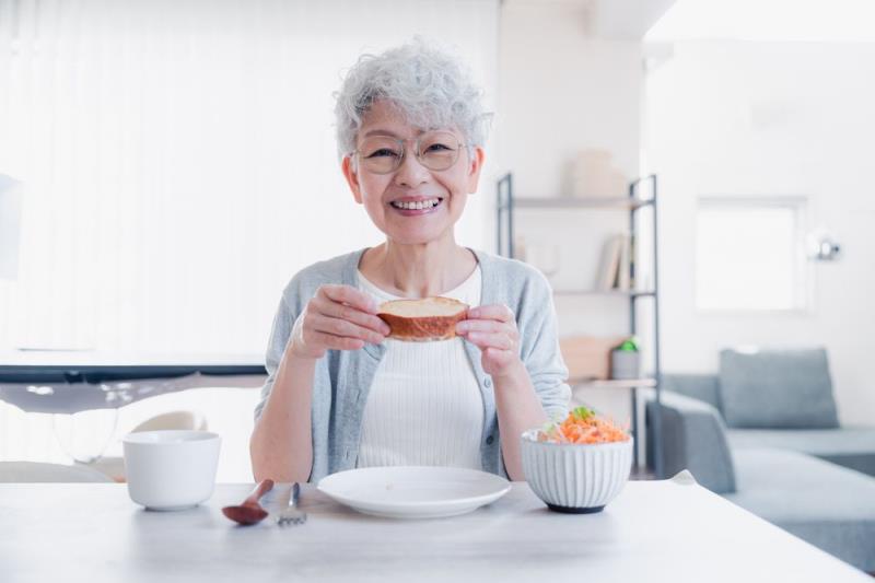 Low-dose olanzapine as good as megestrol acetate for cancer anorexia–cachexia syndrome